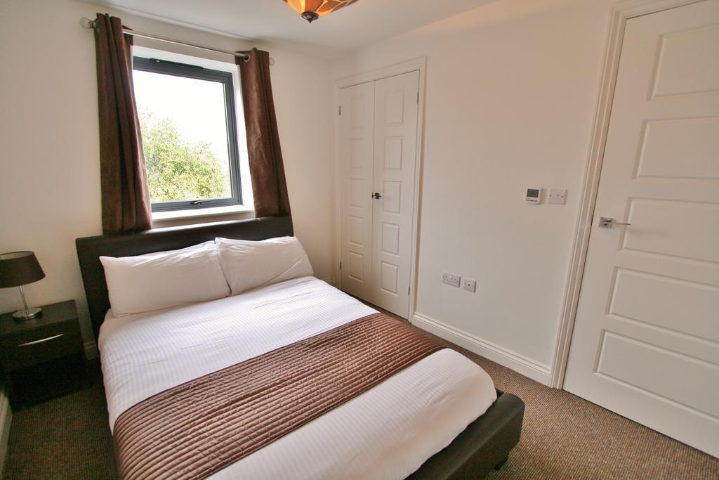 Central Hotel Cheltenham By Roomsbooked Екстериор снимка